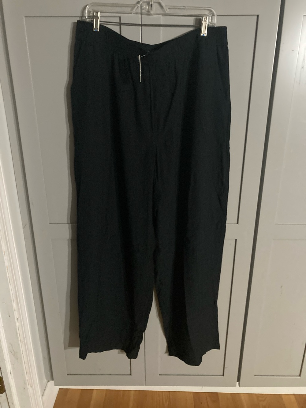 Black Relaxed Wide Leg Pants